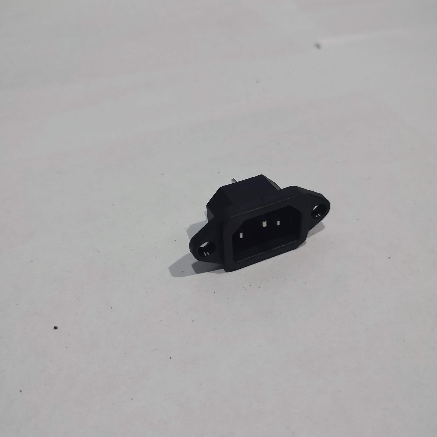 Panel Mount Outlet Female Socket AC Electrical Socket Black 10A 250V