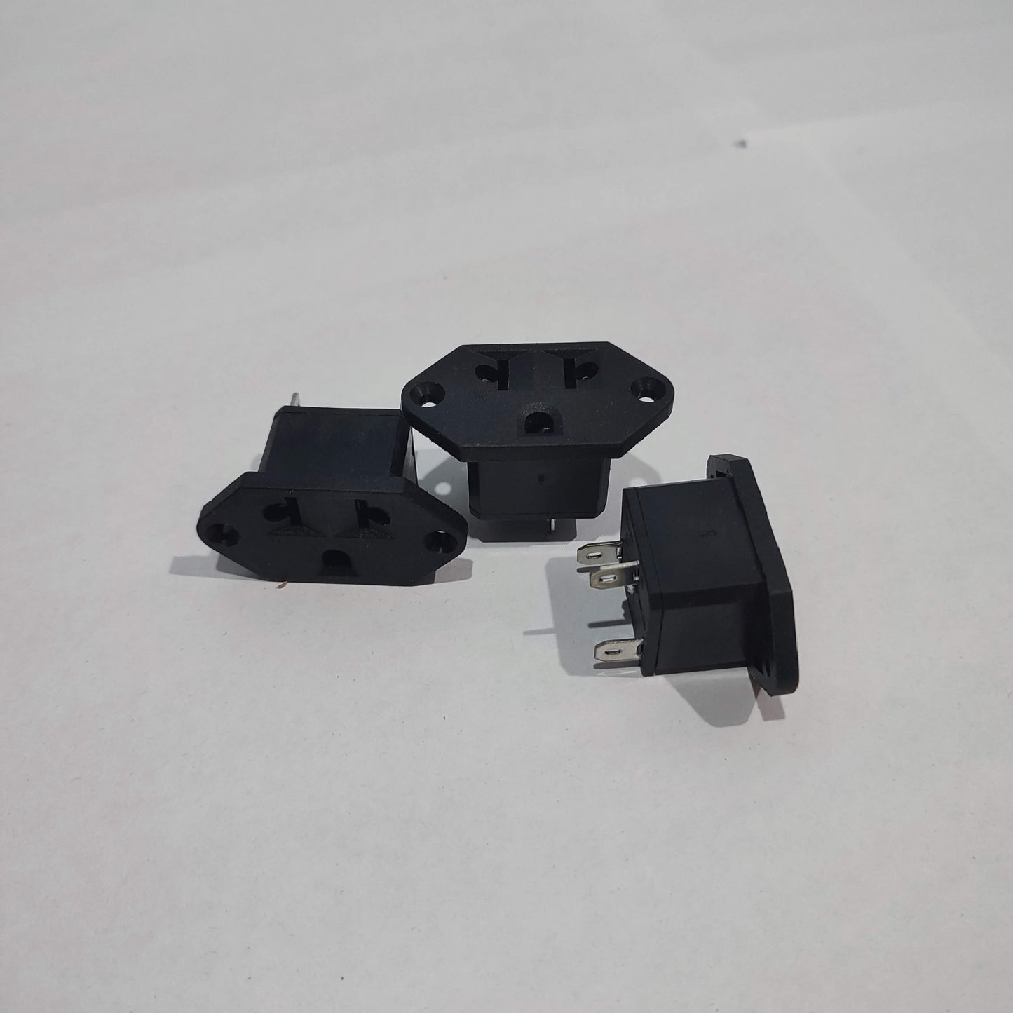 Panel Mount Outlet Female Socket AC Electrical Socket Black 10A 250V